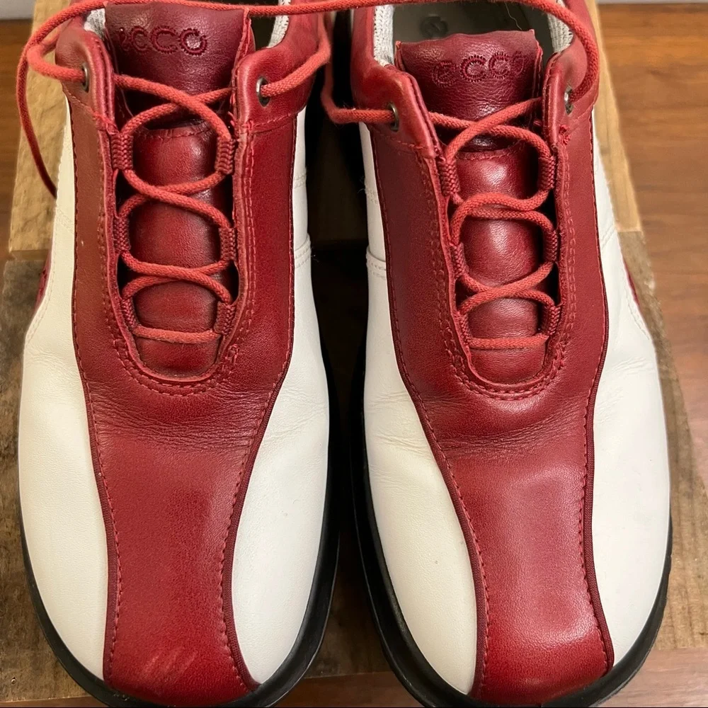 Ecco women’s‎ golf shoes size 40 red and white.
